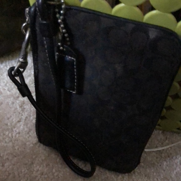 Wallet Coach - Picture 2 of 2